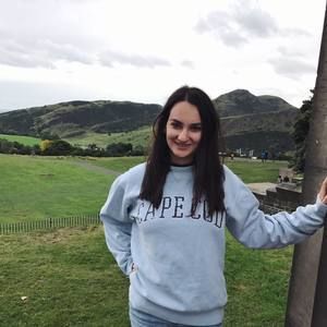 Meet your Posher, Kayla